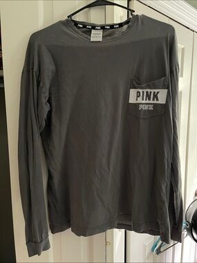PINK Victoria's Secret Charcoal Gray Long Sleeve Pocket Tee